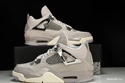 Moments” WMNS Jordan 4 Air “Frozen 0927